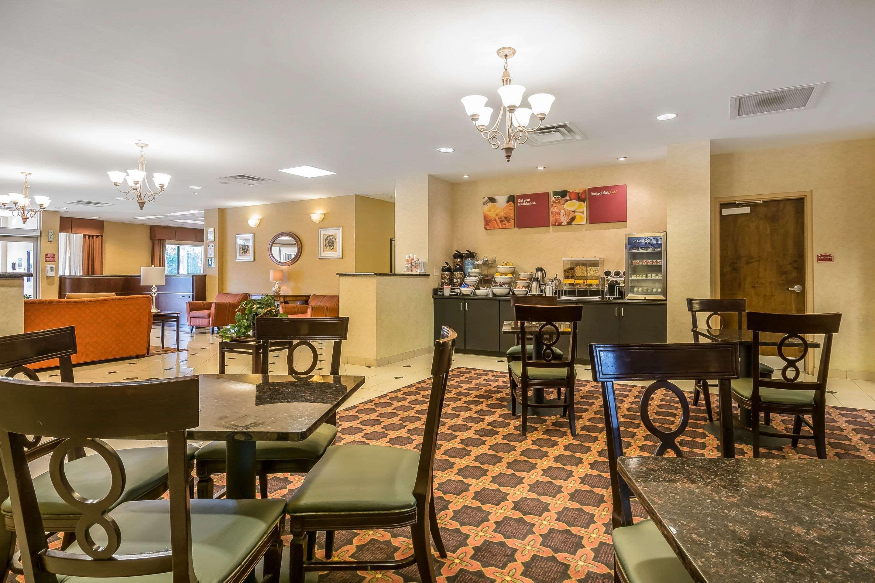 Comfort Suites West Jacksonville Exterior foto