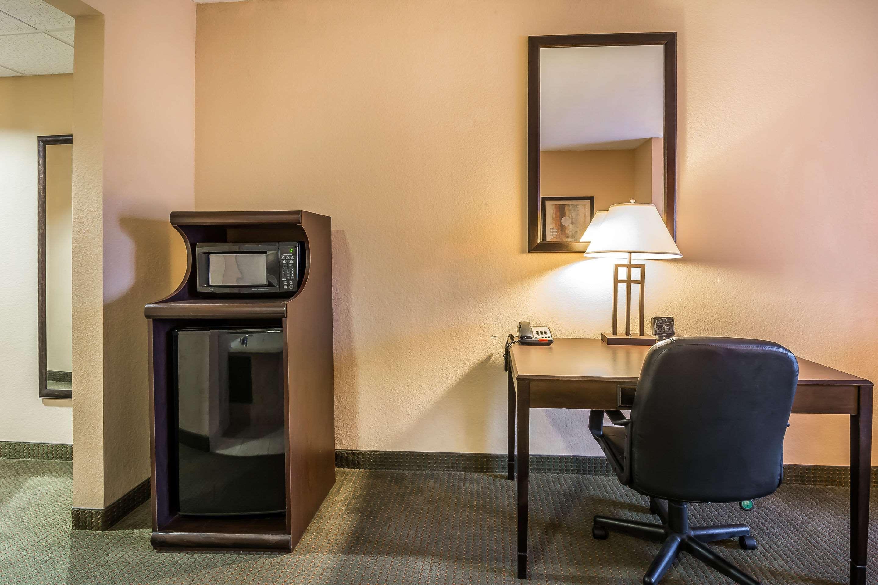 Comfort Suites West Jacksonville Exterior foto