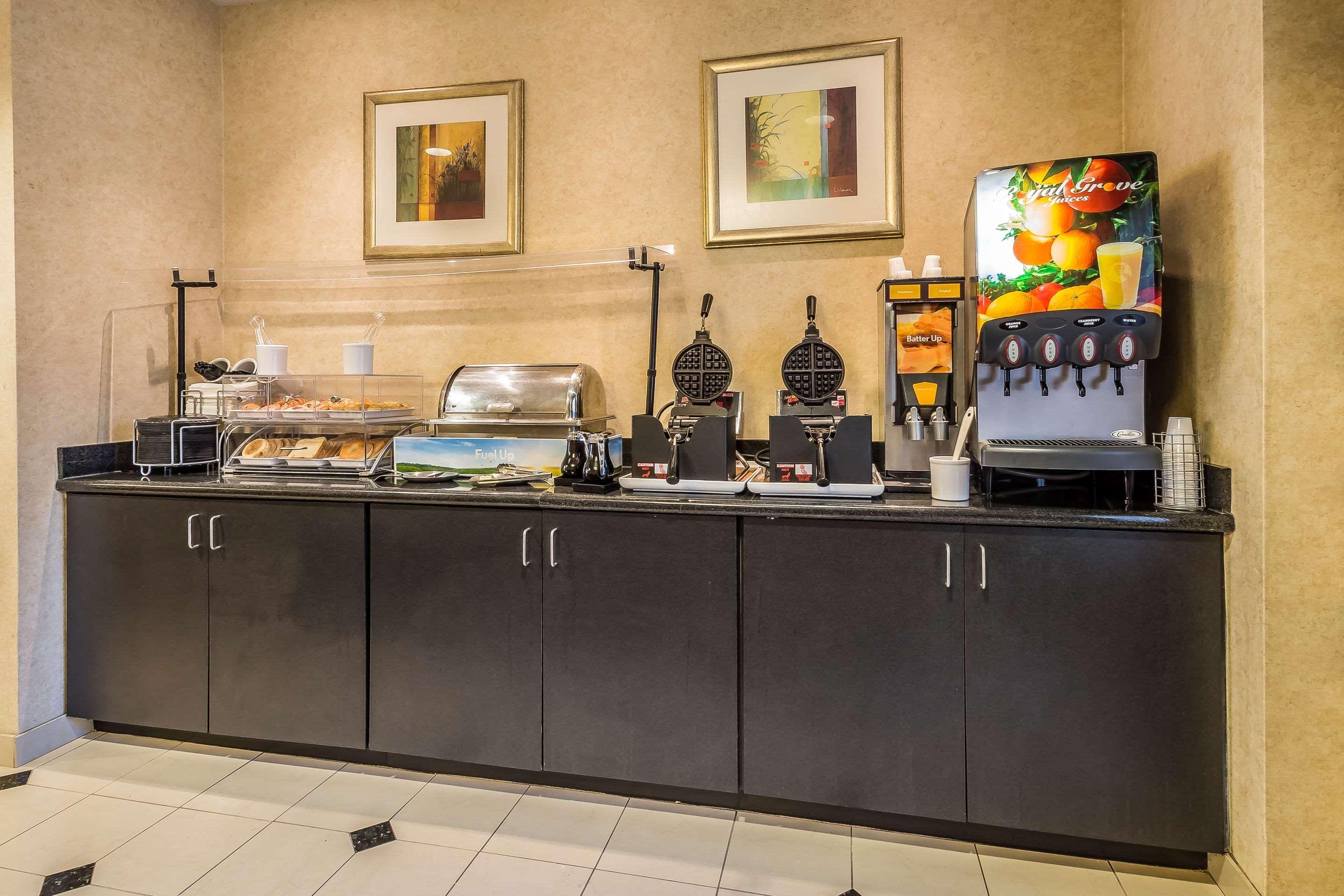 Comfort Suites West Jacksonville Exterior foto
