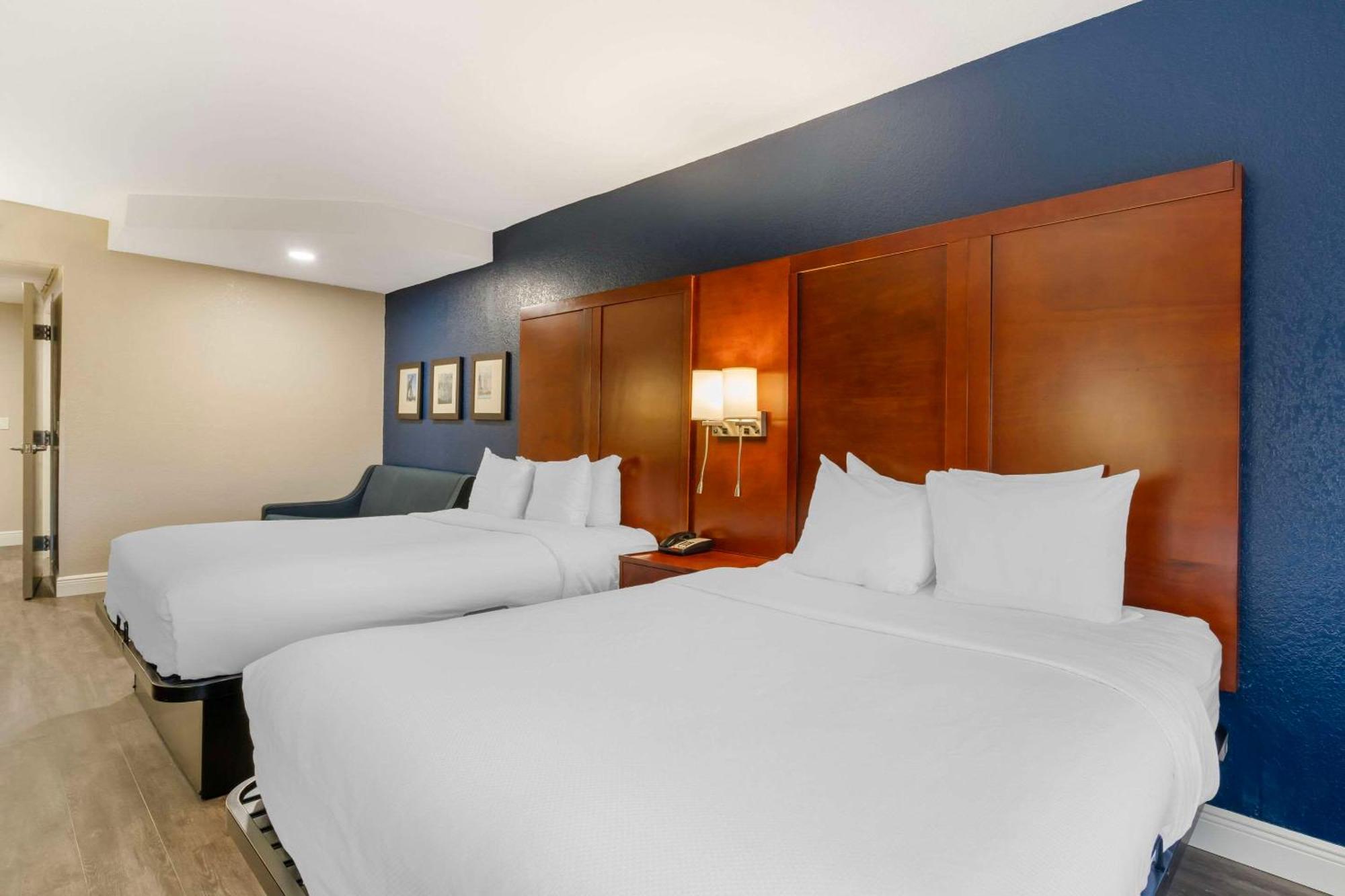 Comfort Suites West Jacksonville Exterior foto